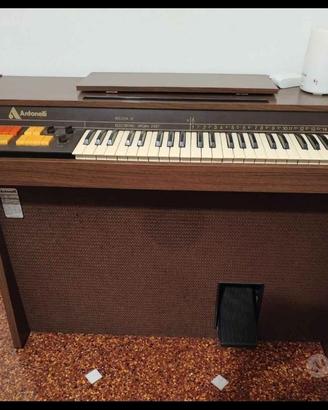 Organo Antonelli con mobile in legno