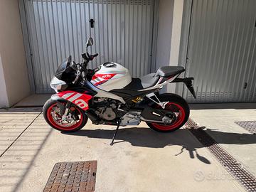 Aprilia Tuono 660 Factory