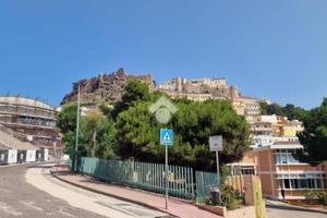 2 LOCALI A CASTELSARDO