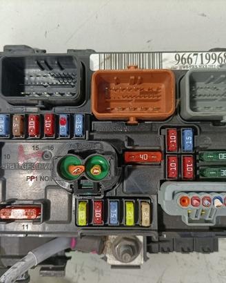 CENTRALINA PORTA FUSIBILI CITROEN C3 Picasso 96671