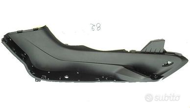 Carena poggiapiedi sx Yamaha Majesty 400 (n.82)