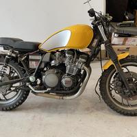 Yamaha XJ 750 scrambler