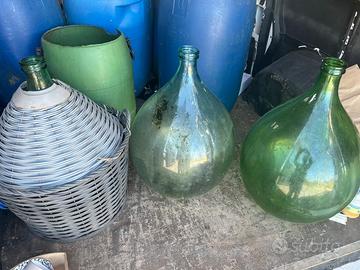 3 damigiane di vetro da 54 LT