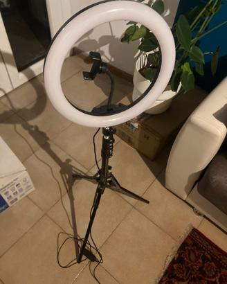 Ring light