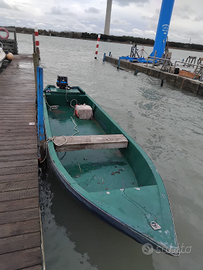 Barca in vetroresina