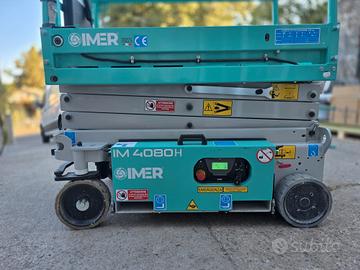 L'IMER IM 4080 H piattaforma aerea semovente