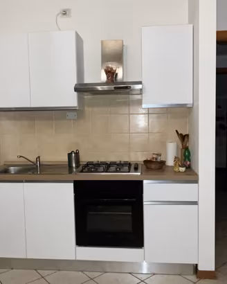 Cucina completa pari a nuovo