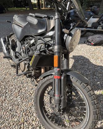 Husqvarna Svartpilen 125 – 09/2023 – 8.712 km