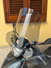 Parabrezza beverly 300/400