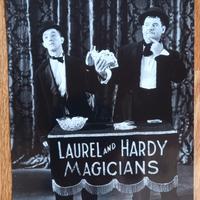 fotografia Laurel and Hardy prestigiatori