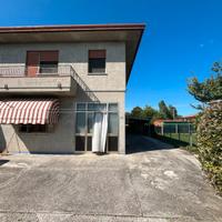 S. MARTINO V.ZZE.: 102B: Porzione di bifamiliare