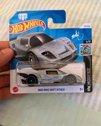 Hot Wheels Mad Mike Drift Attack