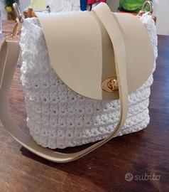 Borsa uncinetto in cordino 