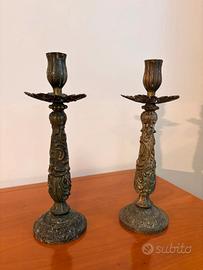Splendida Coppia di Candelabri Vintage in Ottone L