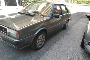  lancia delta 1.6 HF turbo
