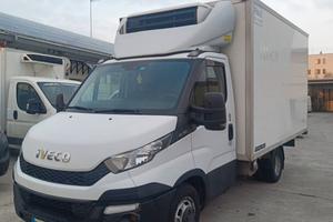 IVECO DAILY 2015 isotermico 7 bancali