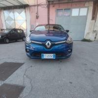 Renault Clio 2019 Benz moschino 