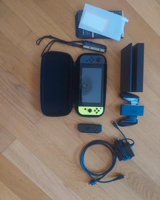 Nintendo switch+ controller comatibile+ vetrino 