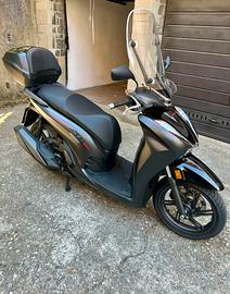 Honda SH 350i Sport