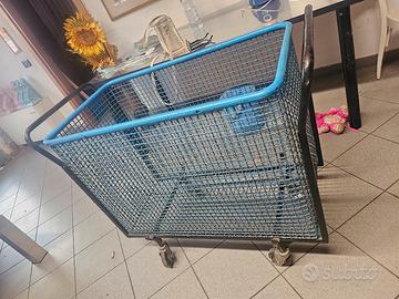 carrello con pianale in rete  105 x 50 H 87