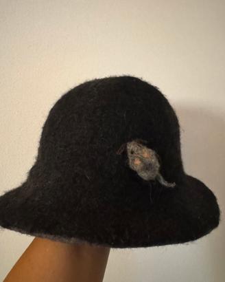Cappello in lana cotta nuovo