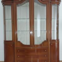 Vetrinetta in noce massello 