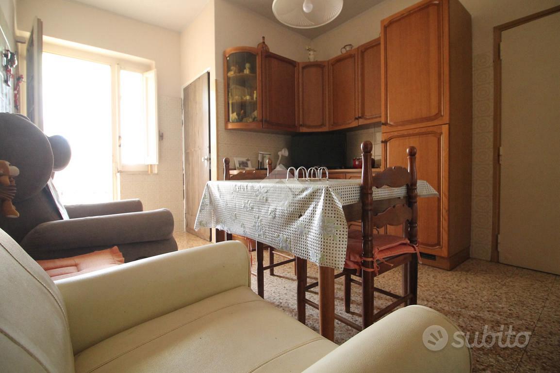 3 LOCALI A OSTUNI - Vista 5