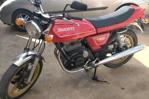 moto ducati 