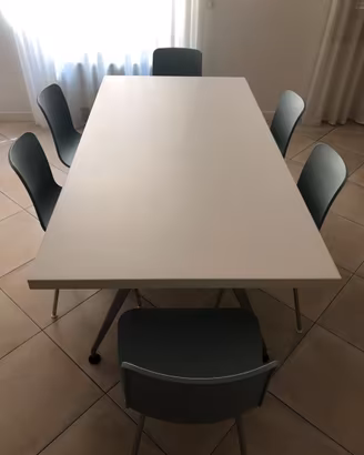 Tavolo Vitra Click Alberto Meda con 6 Sedie Vitra