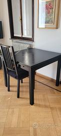 Tavolo con 4 sedie