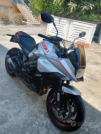 Suzuki katana accessoriato 