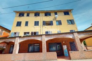 BILOCALE IN CENTRO A CASTELLETTO