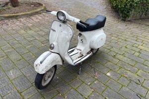 Vespa R 50 1974 da restauro