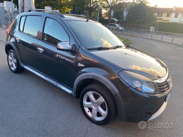 Dacia Sandero 1.2 16V Ambiance