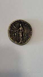 MONETA Una Pietas cristiana su una moneta imperial