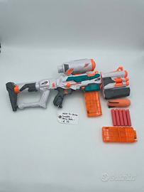 Nerf Modulus Tri-Strike completo di accessori