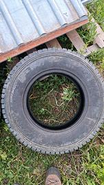 Pneumatici ricoperti Lerma 195/80 R15 96T