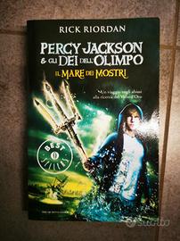 Libro Percy Jackson Il mare dei mostri 