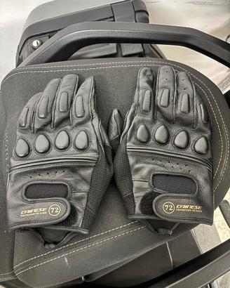 Guanti Dainese per moto