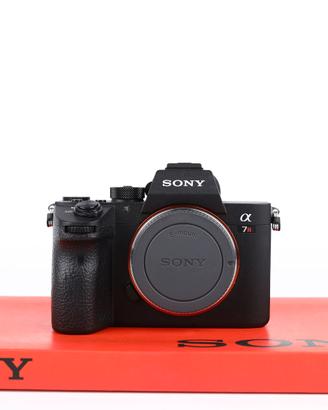 Sony A7R mark III USATO GARANTITO PER DUE ANNI