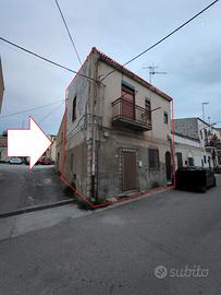 Indipendente autonomo terra cielo mq 100