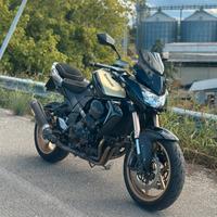 Kawasaki Z750 R 2014