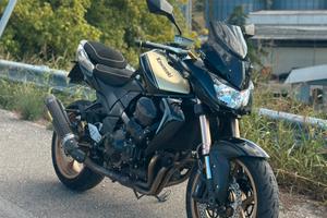 Kawasaki Z750 R 2014