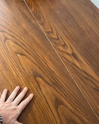 Tavolo e 10 sedie in legno  massiccio  artigianale
