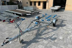 Rimorchio carrello porta barca o gommone 13 q.li