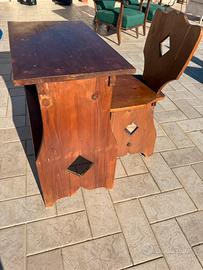 Scrivania piccola con sedia