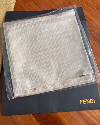 Fendi Foulard beige