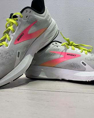 Brooks Launch 9 (45.5) – usate poco