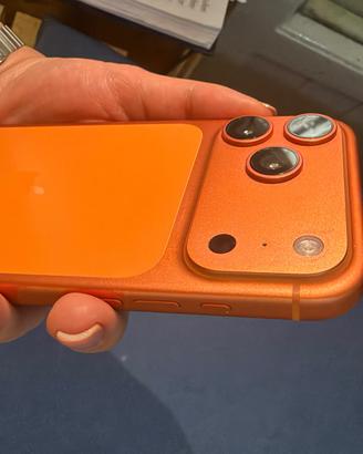 Phone 17 Pro Max 256GB Arancione – Come nuovo