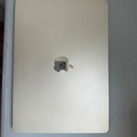 MacBook Air M2